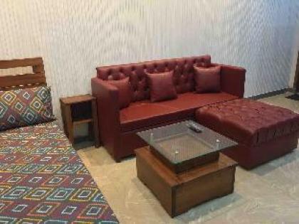 One Bed New Studio Apartment near Shaukat Khanum - image 15