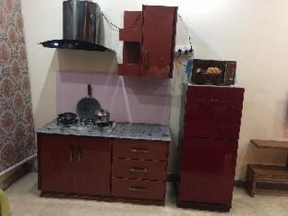 One Bed New Studio Apartment near Shaukat Khanum - image 2