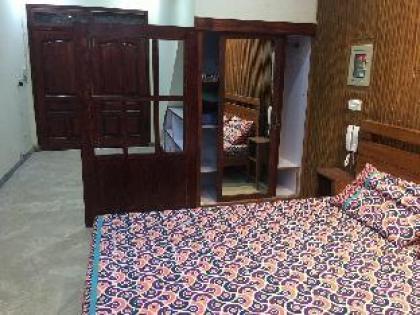 One Bed New Studio Apartment near Shaukat Khanum - image 6
