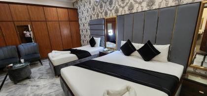 Red Fort Hotel Gulberg - image 12