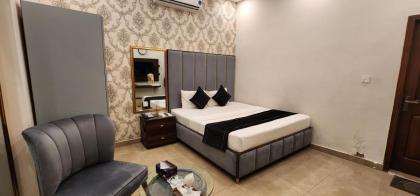 Red Fort Hotel Gulberg - image 24
