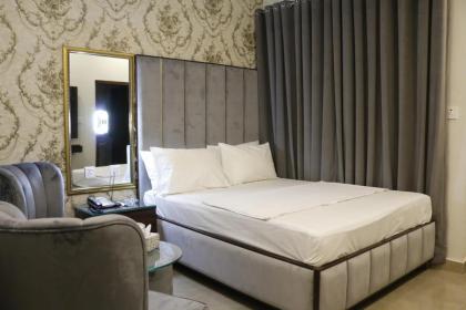 Red Fort Hotel Gulberg - image 6