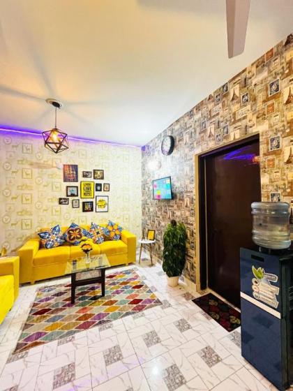 Modern and cozy apartment feels like home. - image 16