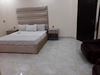 Hotel Day IN Gulberg - image 8