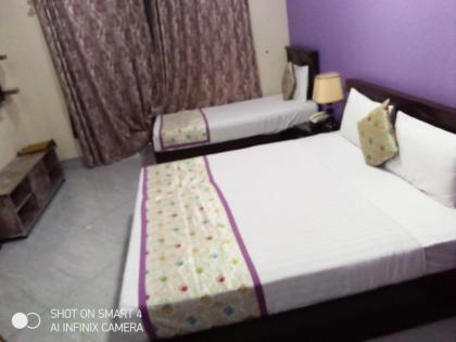 Hotel Gulberg Lodges - image 11