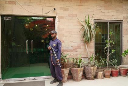 Hotel Green Fort Gulberg - image 30