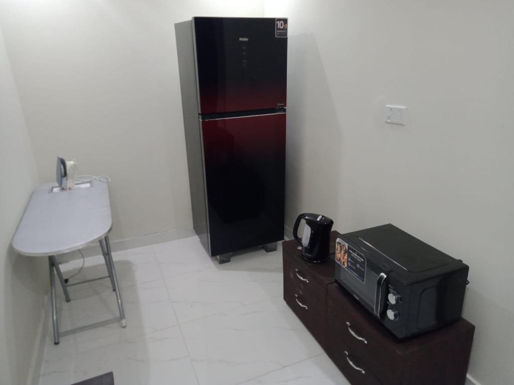 Uptown86 Executive Residency (Girls only) - image 4