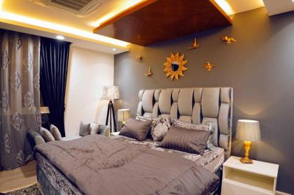 AirHomes-GoldCrest luxury apartments-Free parking Lahore