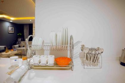 AirHomes-GoldCrest luxury apartments-Free parking - image 12