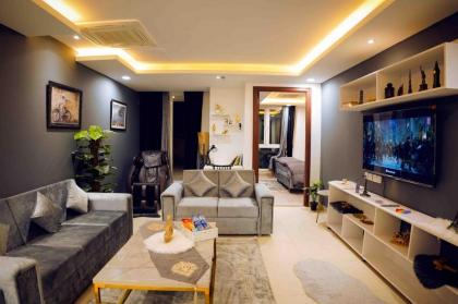 AirHomes-GoldCrest luxury apartments-Free parking - image 23