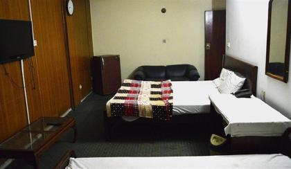 Shamrock Hotel - image 7