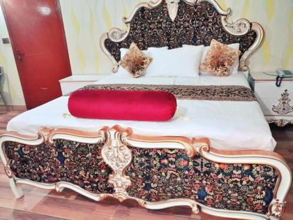 Hotel Rose One Lahore - image 16