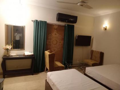 Dove Inn Hotel Tipu Block Feroze Pur Road - image 20