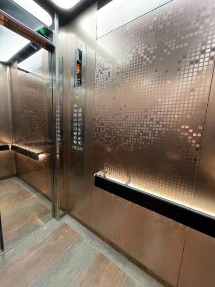Ultra Luxury Studio Gold Crest DHA Lahore - image 23