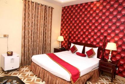 Hotel Premier inn Mall Lahore - image 14