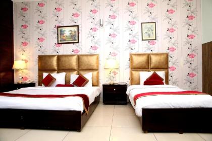 Hotel Premier inn Mall Lahore - image 8