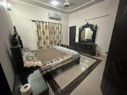 Bahria Town - 10 Marla Two Bed rooms portion for families - image 24