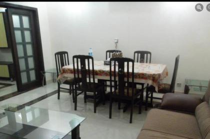 Bahria Town - 10 Marla Two Bed rooms portion for families - image 8