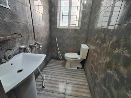 Apartment near to Shaukat khanaam lahore - image 13