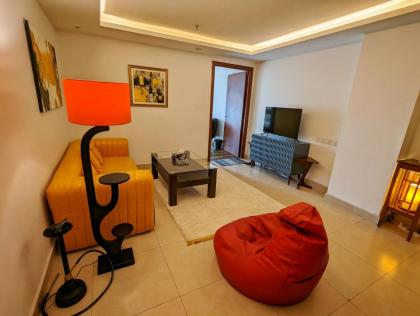 Sunset View One-Bed Apartment - image 9