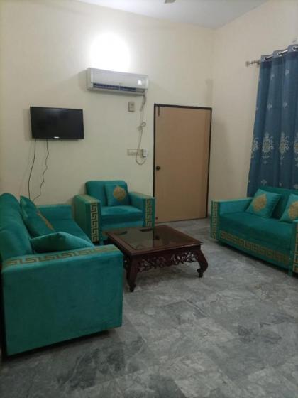 Township - Fully furnished elegant complete portion for families - image 7