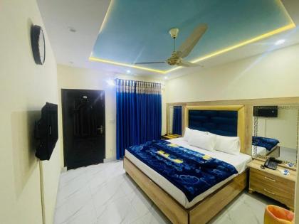 Hotel new royal palace - image 26