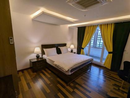 Goldcrest Mall - Sunset view one-bed apartment