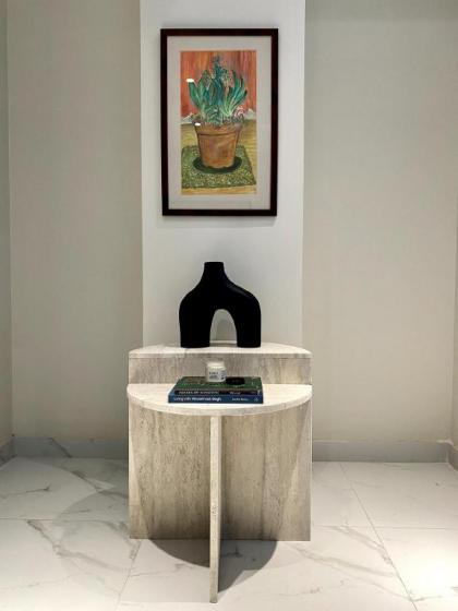 Apartment in the heart of Lahore - image 4
