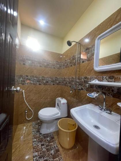 Hotel Royal one - image 4