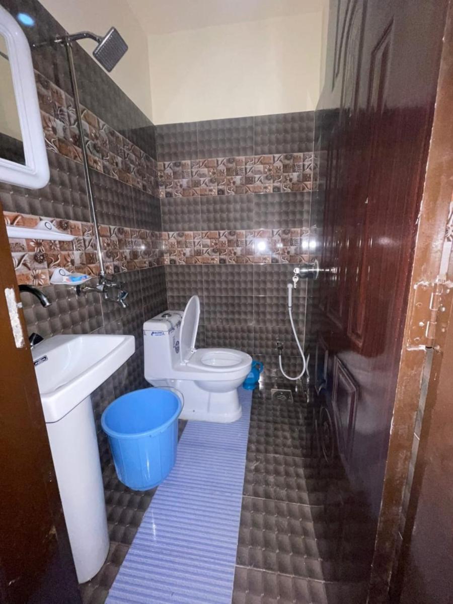 Hotel Royal one - image 5