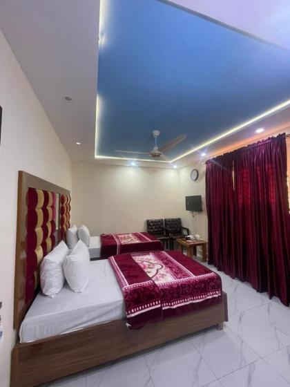 Hotel Royal one - image 9