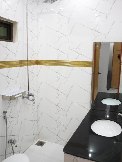 Hotel Orange One - image 10