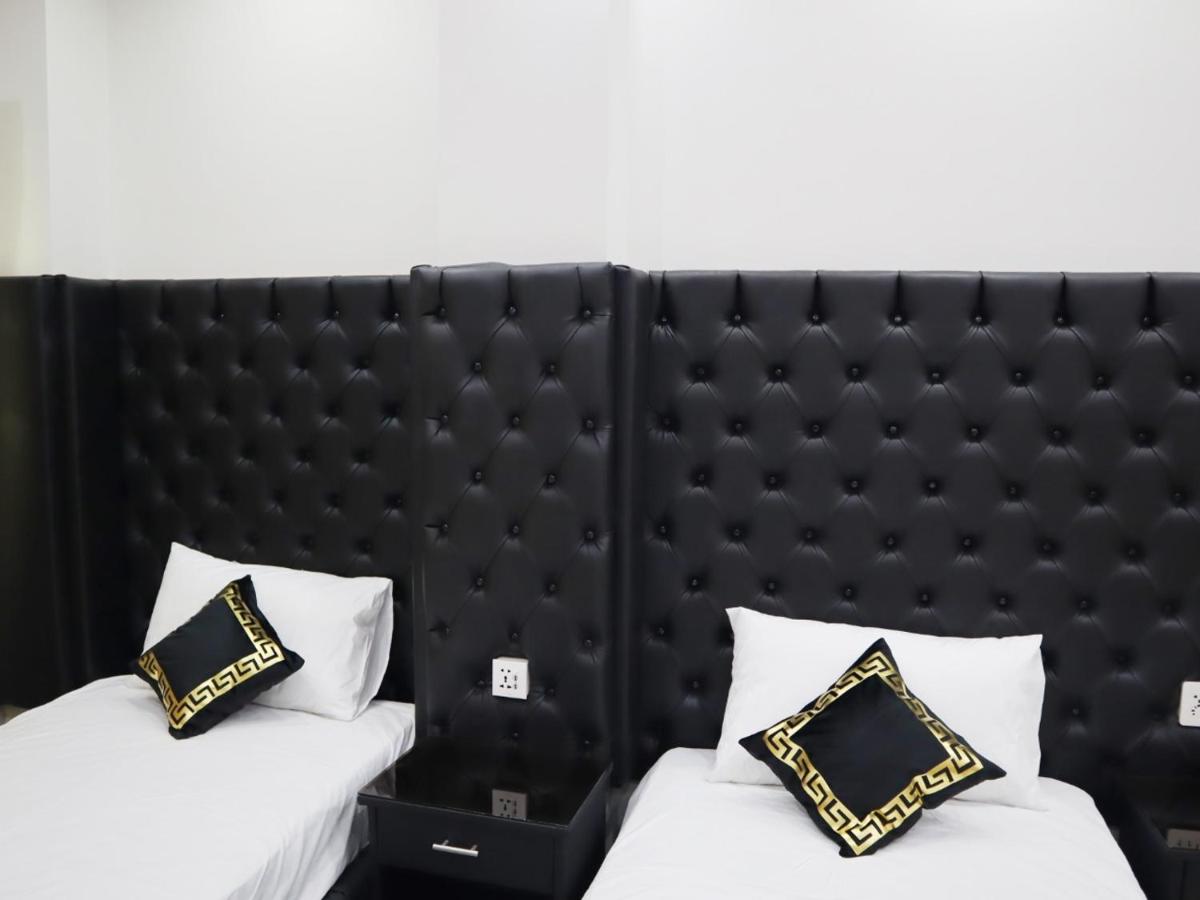 Hotel Orange One - image 6