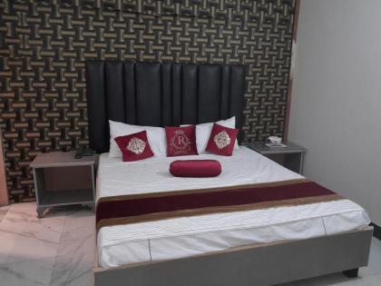 Hotel Royal Rose - image 27