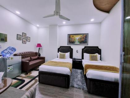 Hayyat Luxury Suites - image 12