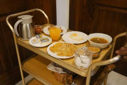 Hayyat Luxury Suites - image 20
