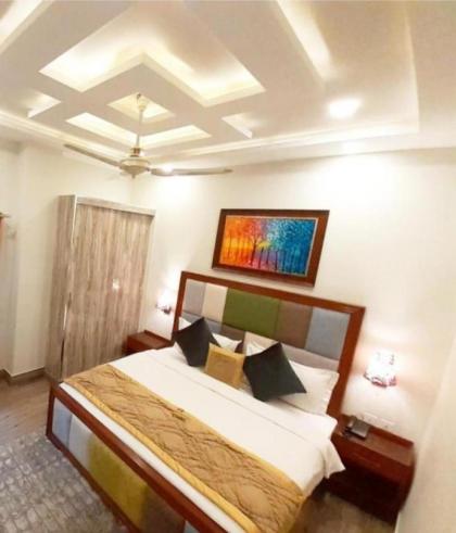 Hayyat Luxury Suites - image 3