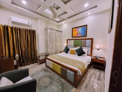 Hayyat Luxury Suites - image 30