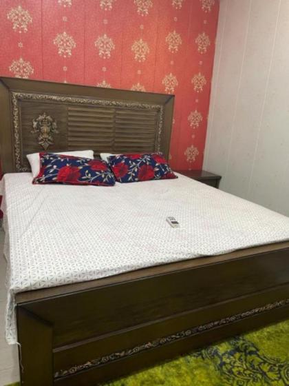 Private Luxury Apartment Gulberg Lahore - image 5