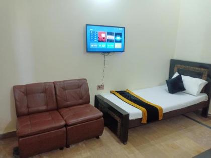Hotel Second Home Lahore - image 3