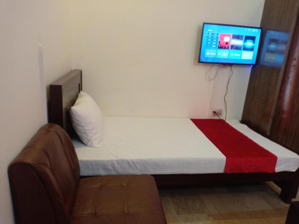 Hotel Second Home Lahore - image 7