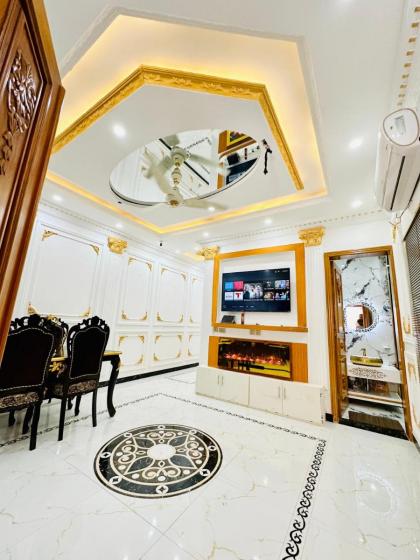 Luxury Apartment Lahore 