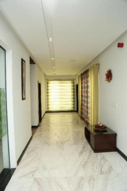 Zaha Homes: Glanz Luxe - Upper portion 2brDDK  - image 7