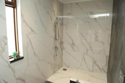Zaha Home:Glanz Luxe- 1BRkitchenette terrace - image 7