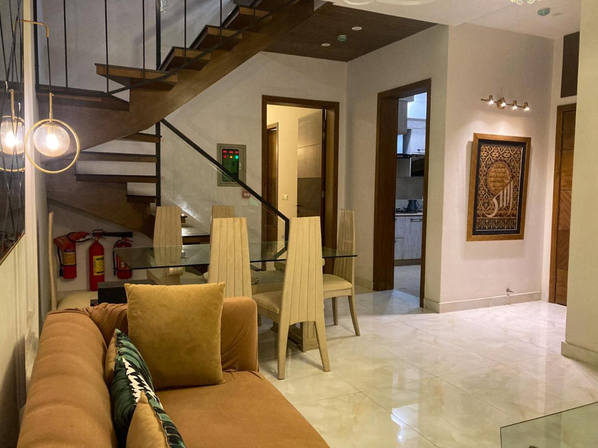 Modern 3 Bed Villa in DHA - image 5