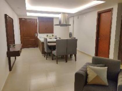 Uptown Studio Residence - image 6