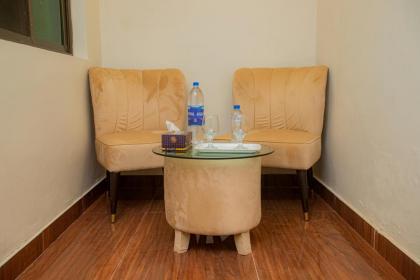 Hotel white season Gulberg - image 12
