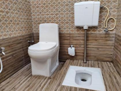 Hotel white season Gulberg - image 17
