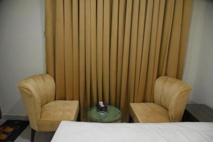 Hotel white season Gulberg - image 25