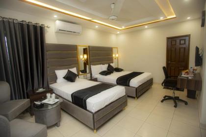 Hotel white season Gulberg - image 5